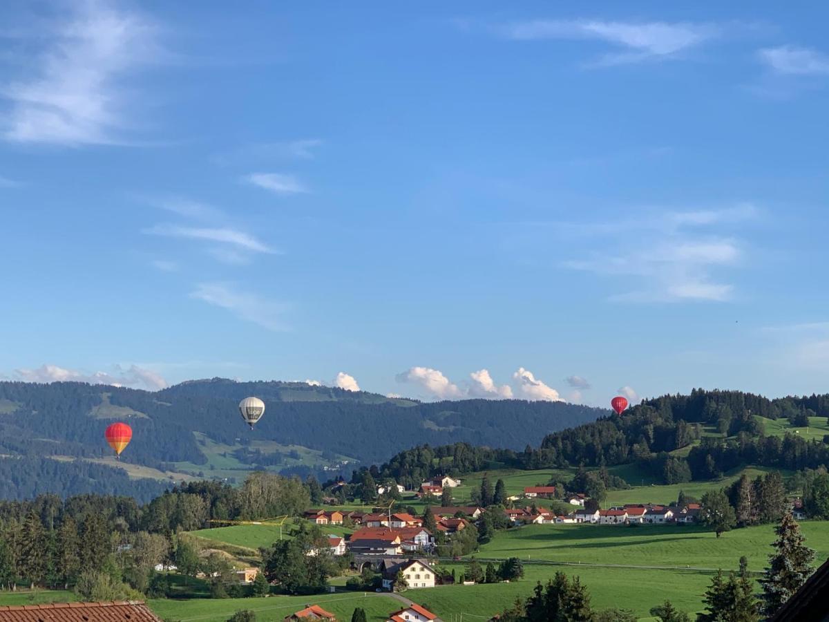Panoramaapart - Alpzeit Im Westallgaeu Oberreute Exterior photo
