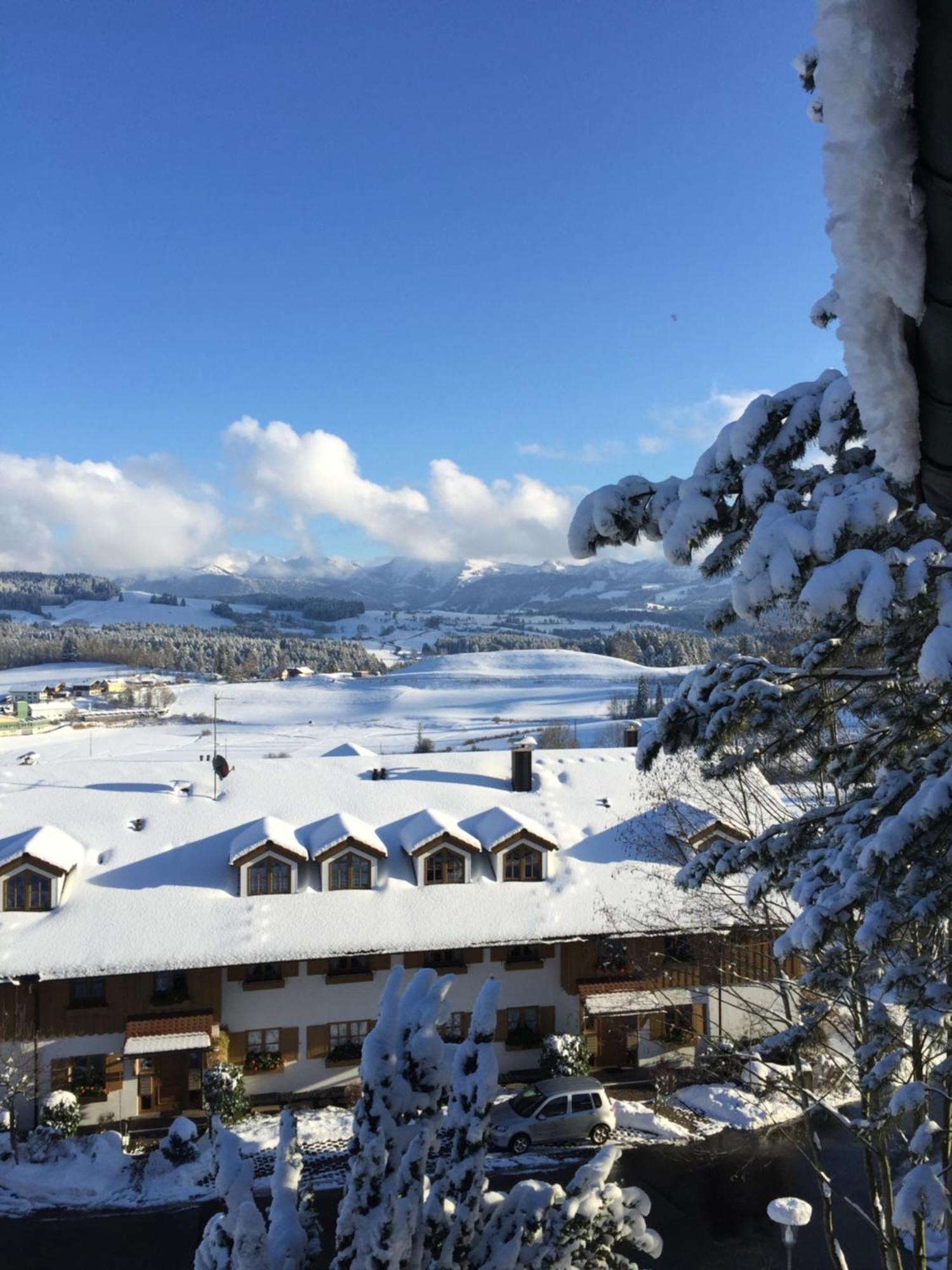 Panoramaapart - Alpzeit Im Westallgaeu Oberreute Exterior photo